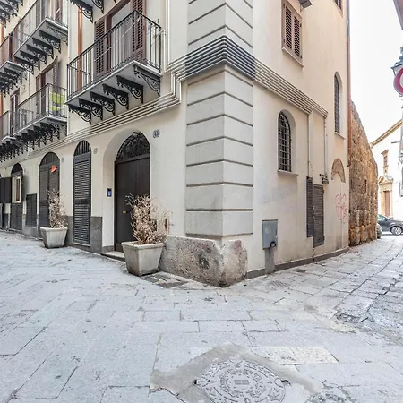 Daire In Pieno Centro I Mori E Le Dame *