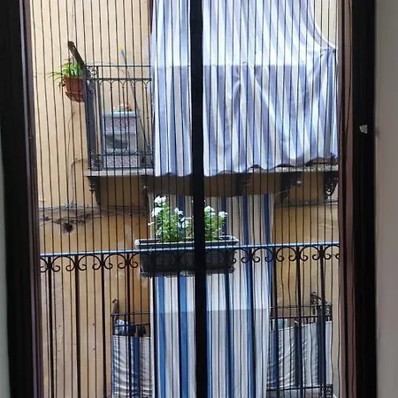 Daire In Pieno Centro I Mori E Le Dame Palermo